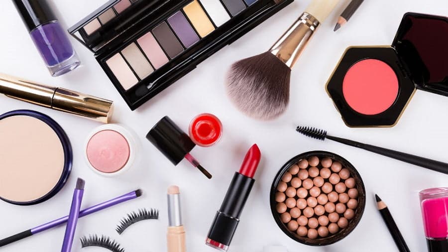 نکات مهم در خرید محصولات آرایشی و بهداشتی